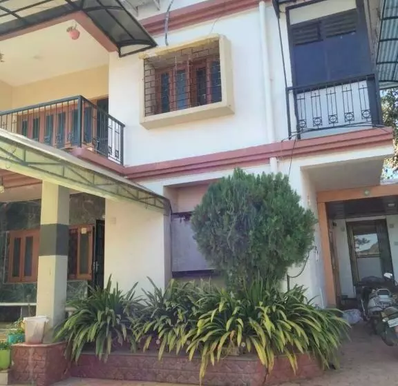Hotelli The Retreat Villa