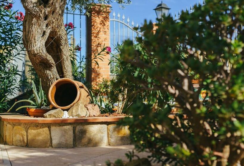 پانسیون Archi Bianchi