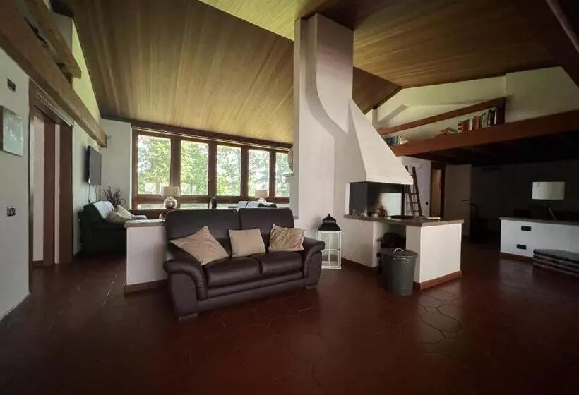 ペンション Guest House La Selvotta