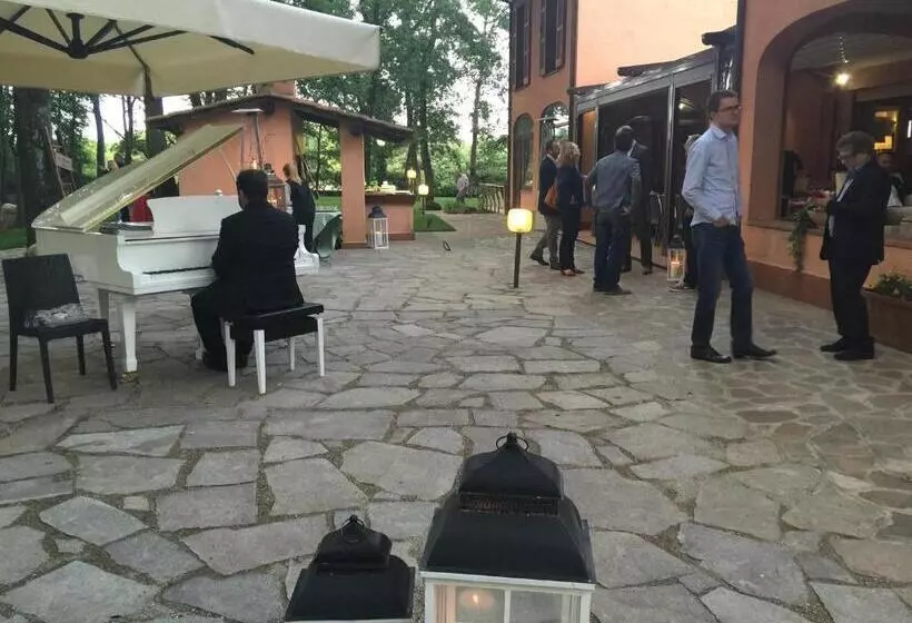 ペンション Guest House La Selvotta