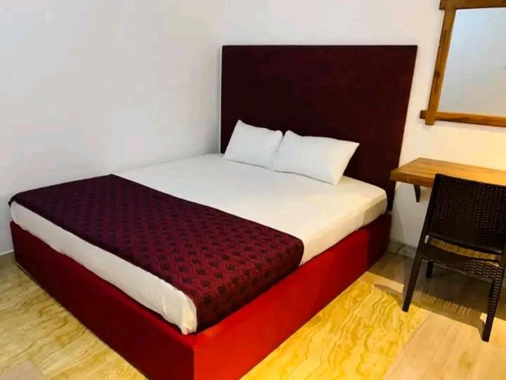 פנסיון Near Leisure World