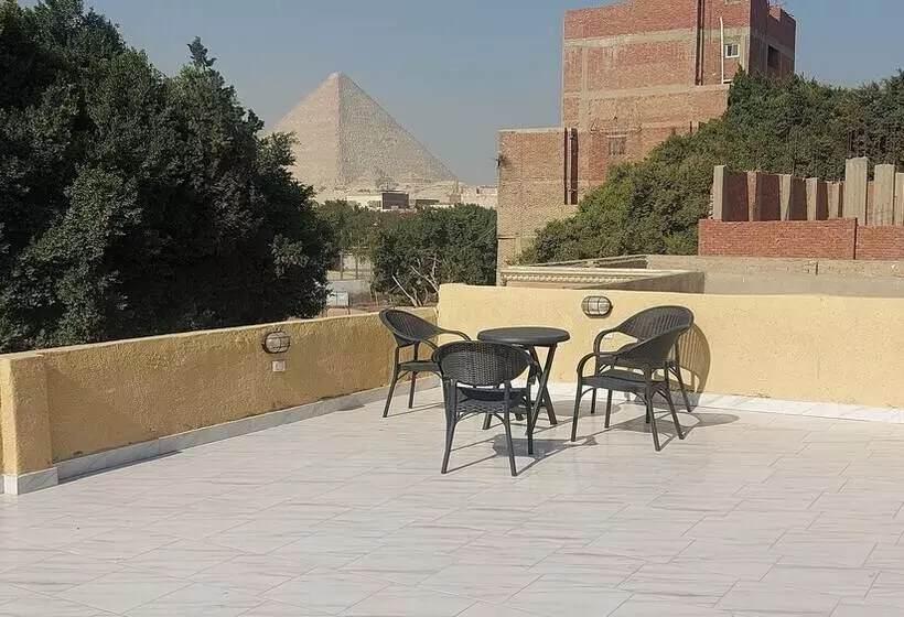 پانسیون Ramses Guest House
