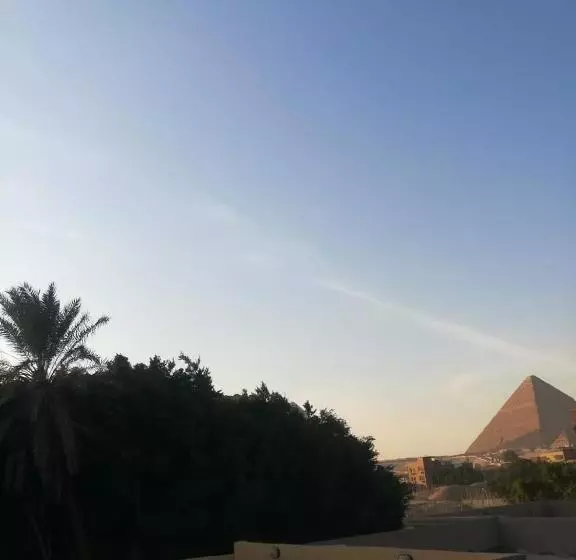 پانسیون Ramses Guest House
