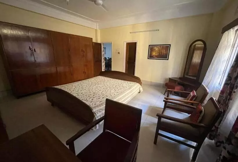 ペンション The Choudhury Manor Homestay