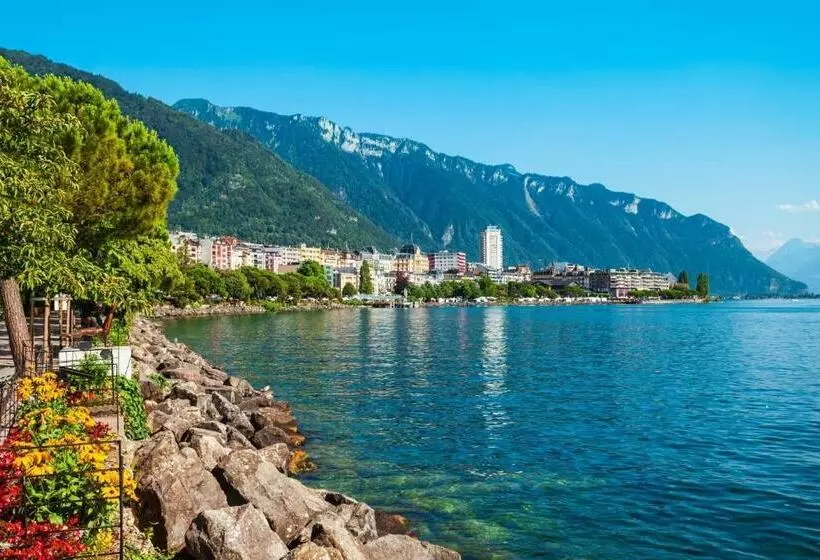 ベッドアンドブレックファースト Chambre Double Montreux