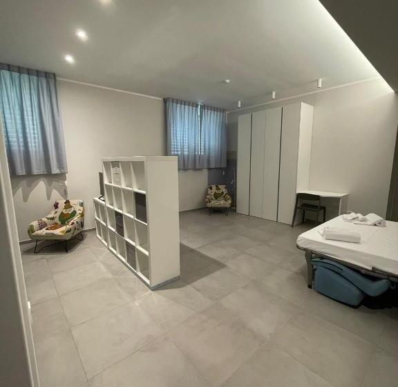 تختخواب و صبحانه La Dimora Del Falegname