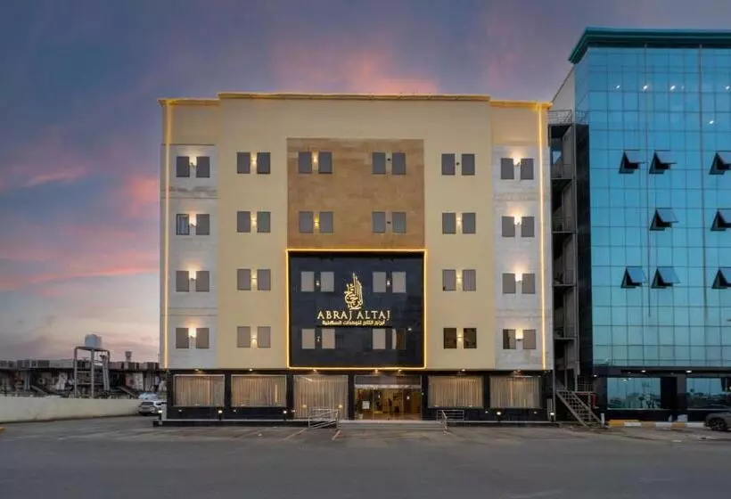 Crown Towers For Hotel Suites