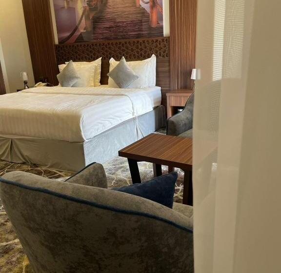 Crown Towers For Hotel Suites