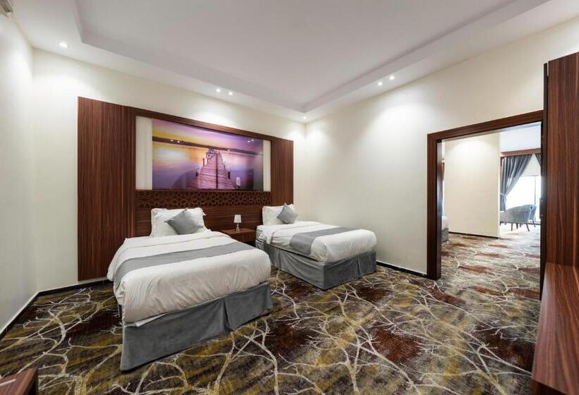 Crown Towers For Hotel Suites