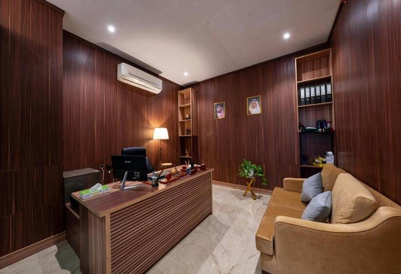 Crown Towers For Hotel Suites