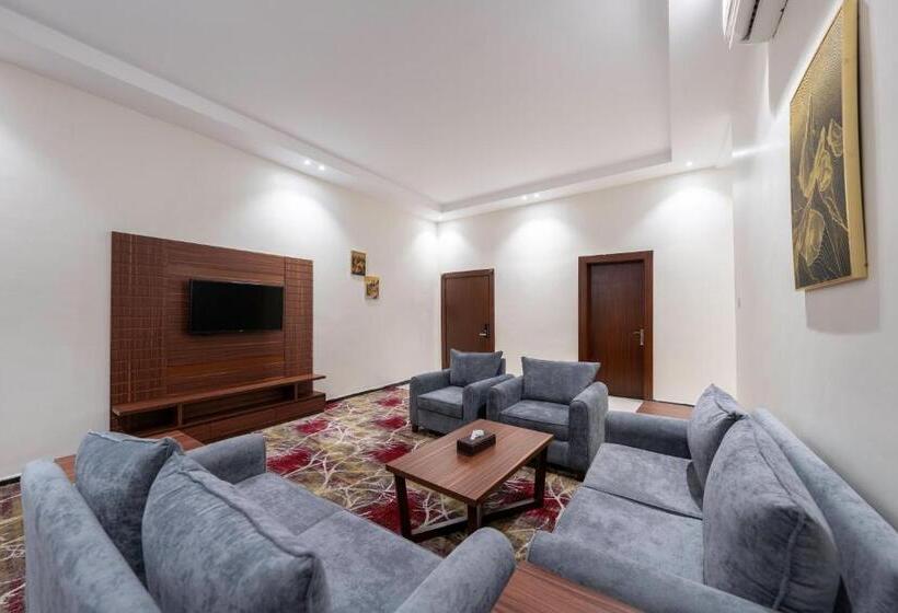 Crown Towers For Hotel Suites