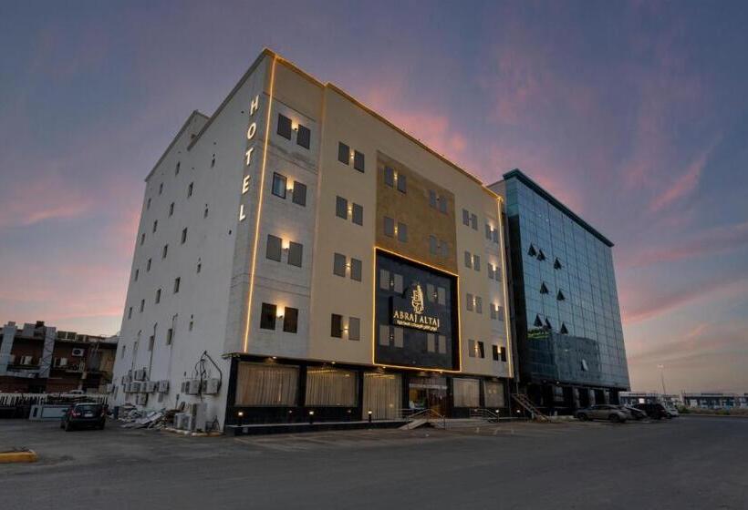 Crown Towers For Hotel Suites