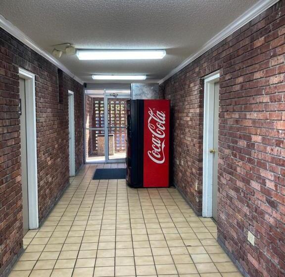 Fairfield Motel Of Winnsboro