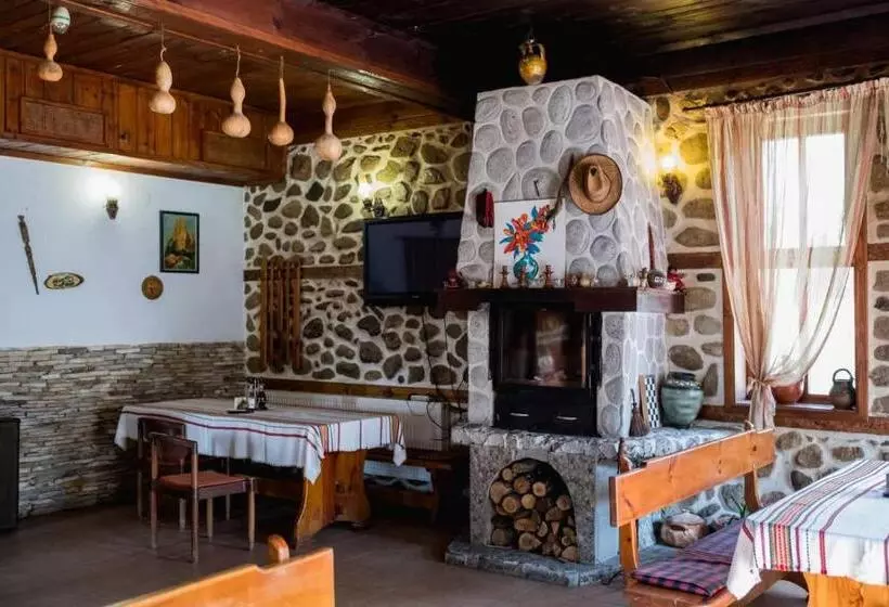 Hotelli стария чинар мелник
