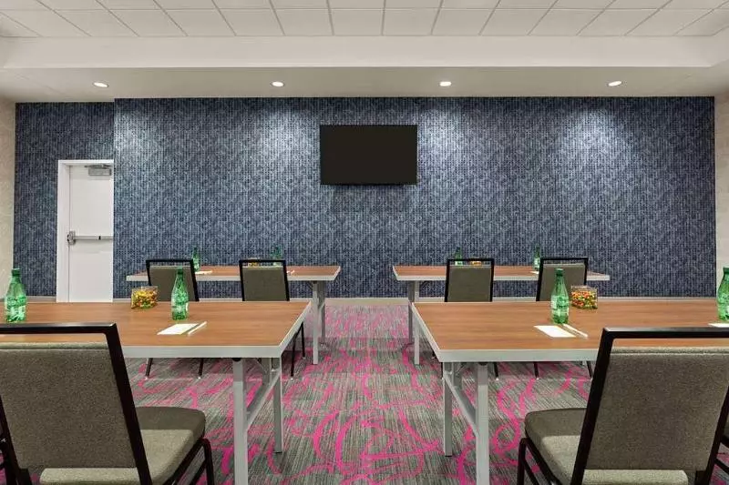 ホテル Home2 Suites By Hilton Colorado Springs I 25 Central