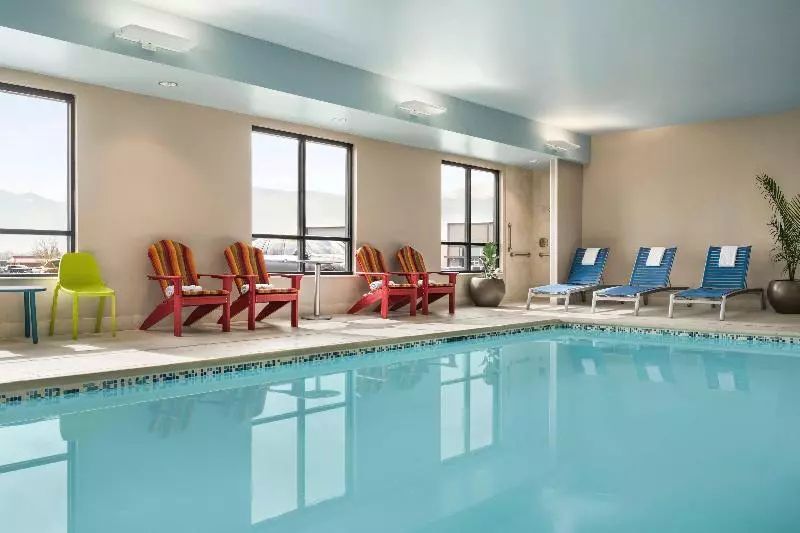ホテル Home2 Suites By Hilton Colorado Springs I 25 Central
