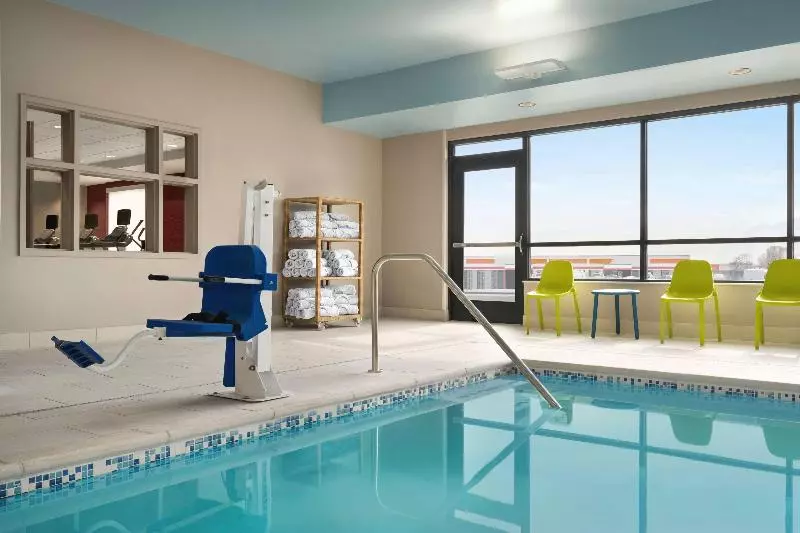 ホテル Home2 Suites By Hilton Colorado Springs I 25 Central