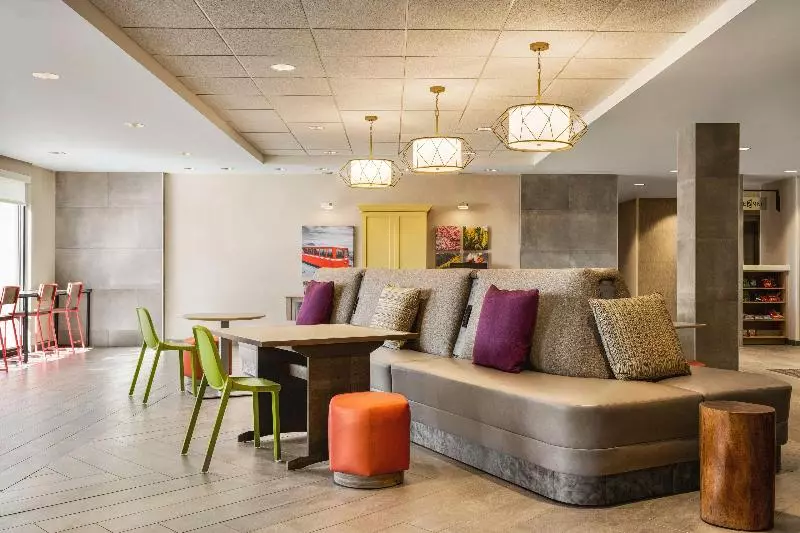 ホテル Home2 Suites By Hilton Colorado Springs I 25 Central