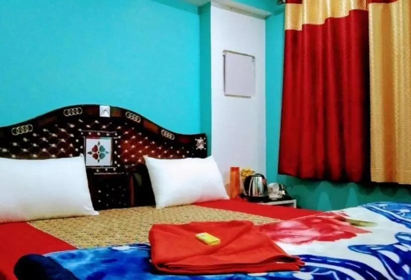ホテル Kantha Fort Home Stay, Kanthgaon
