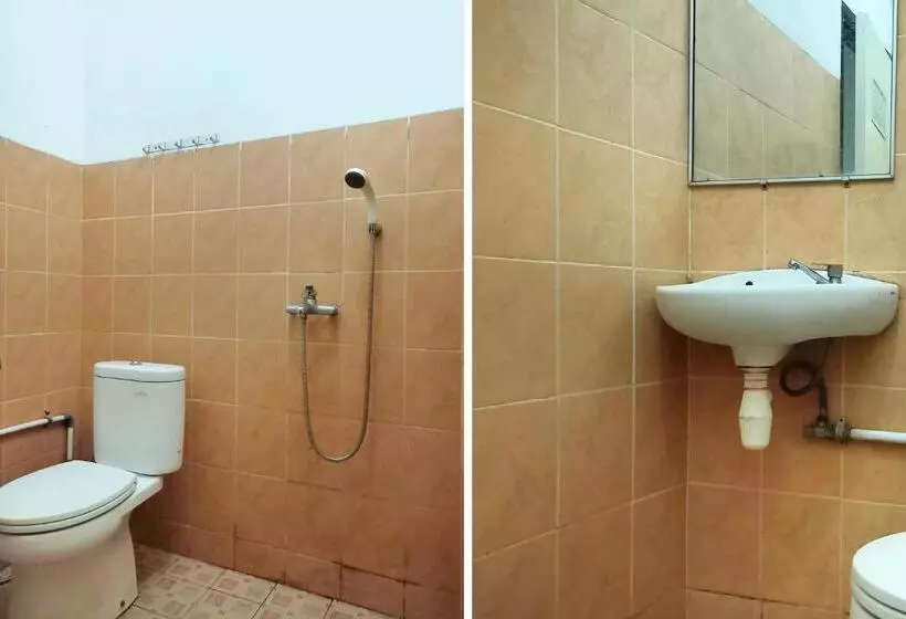 Hotelli Oyo 91936  Lima Dara