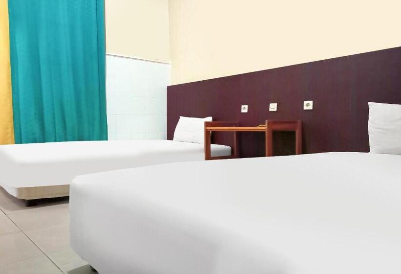 בית מלון כפרי Oyo 91936 Lima Dara