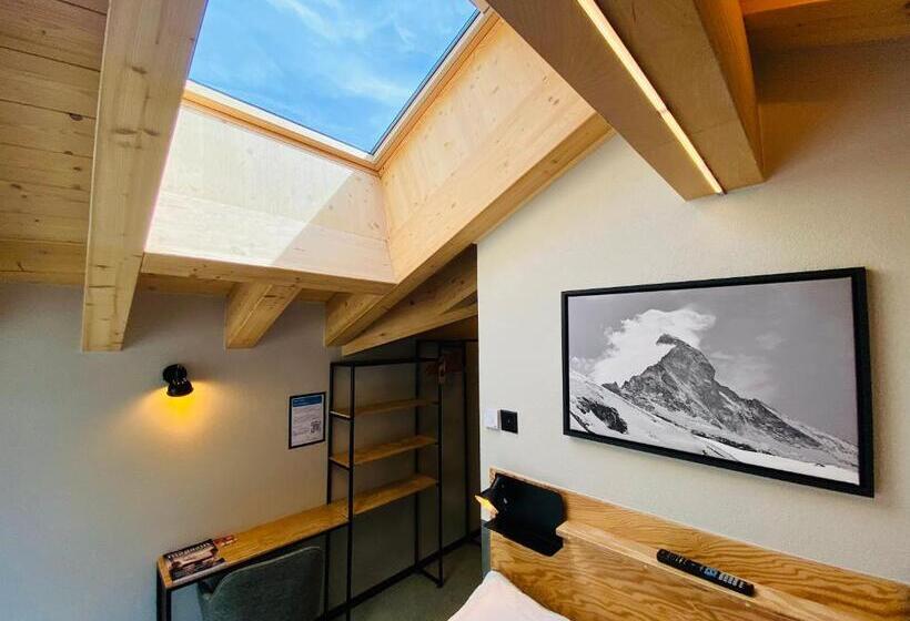 酒店 Peaky Riders Self Check In