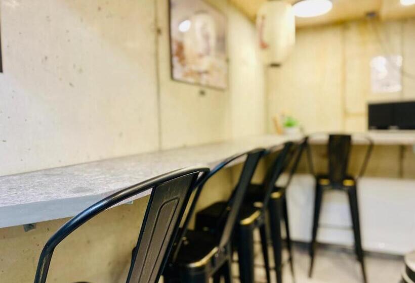 酒店 Peaky Riders Self Check In