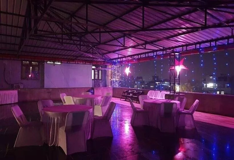 Hotelli The Imperial Inn