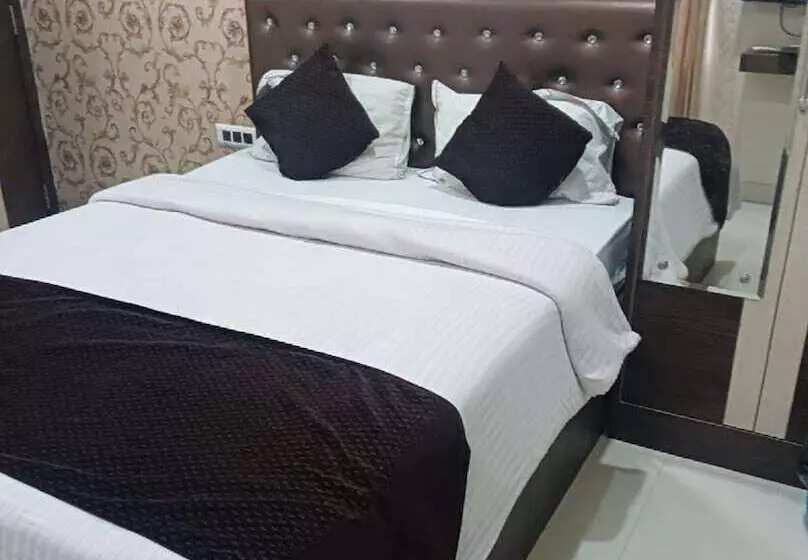 Hotelli The Imperial Inn