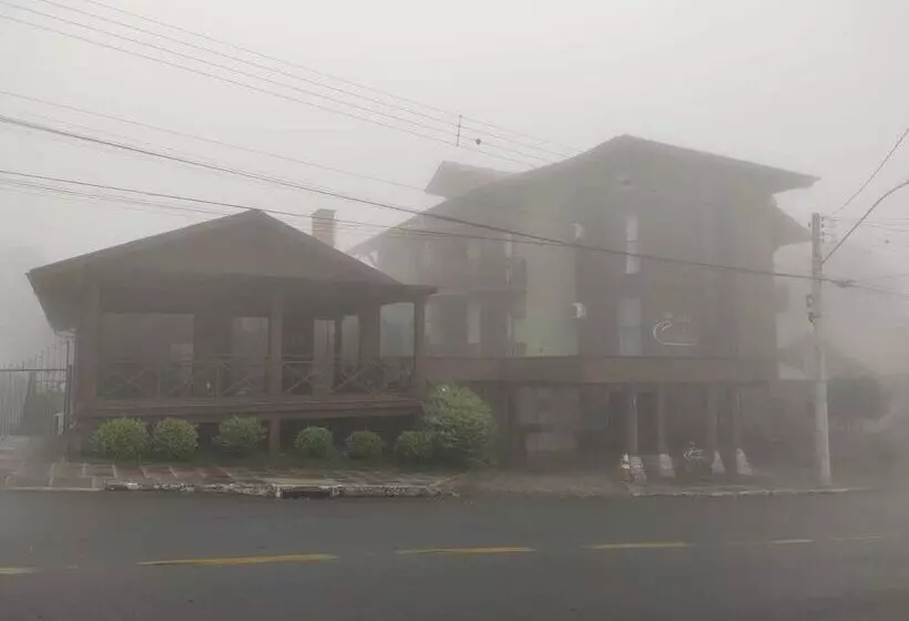 ペンション Pousada Suíça