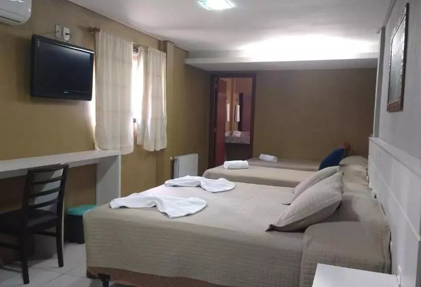 ペンション Pousada Suíça