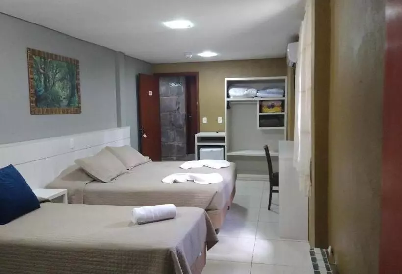 ペンション Pousada Suíça