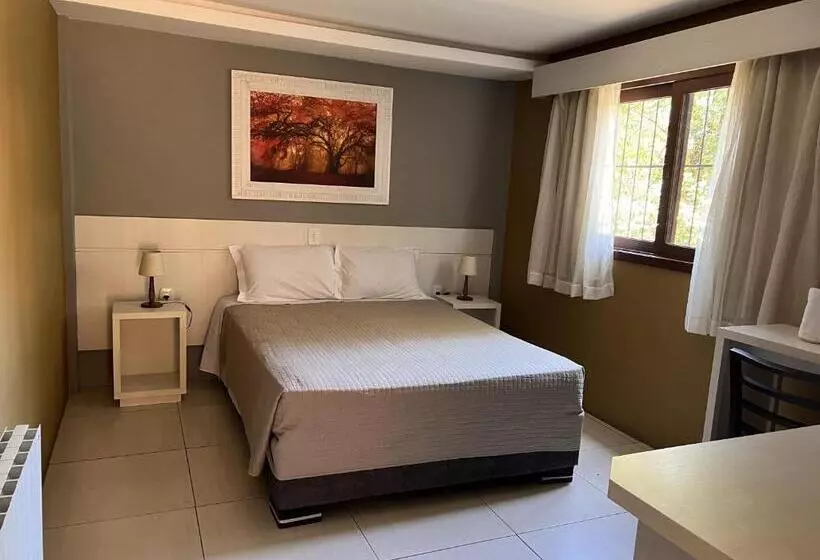 ペンション Pousada Suíça