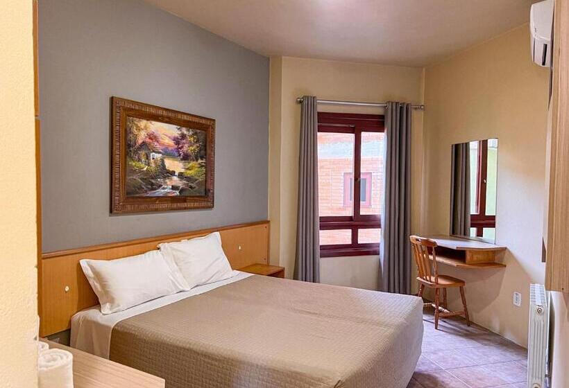 פנסיון Pousada Suíça