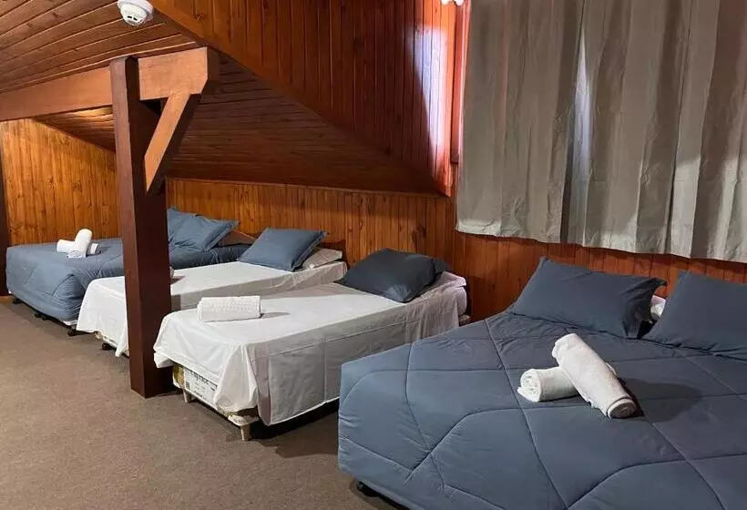 ペンション Pousada Suíça