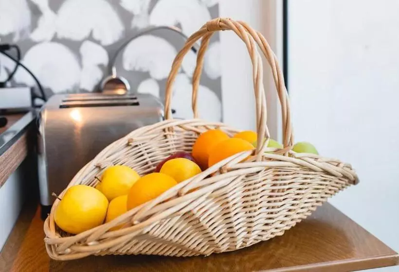 پانسیون Privilege Suite