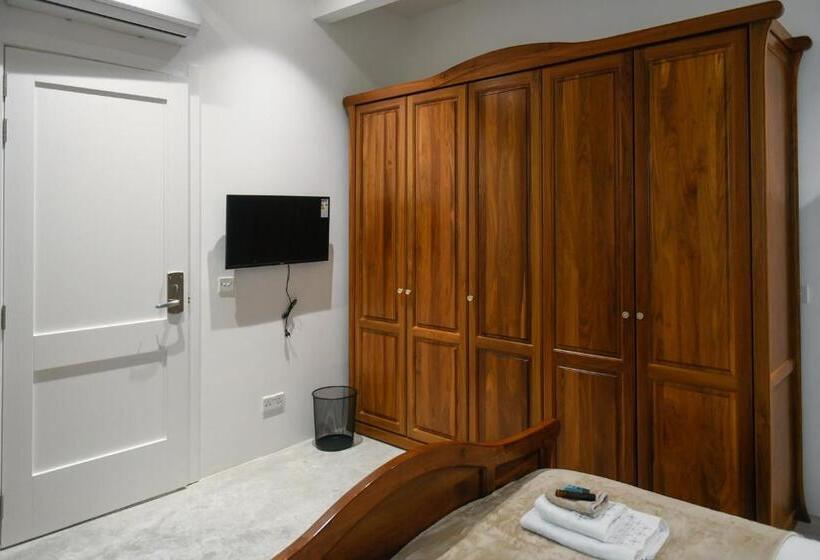 پانسیون Privilege Suite