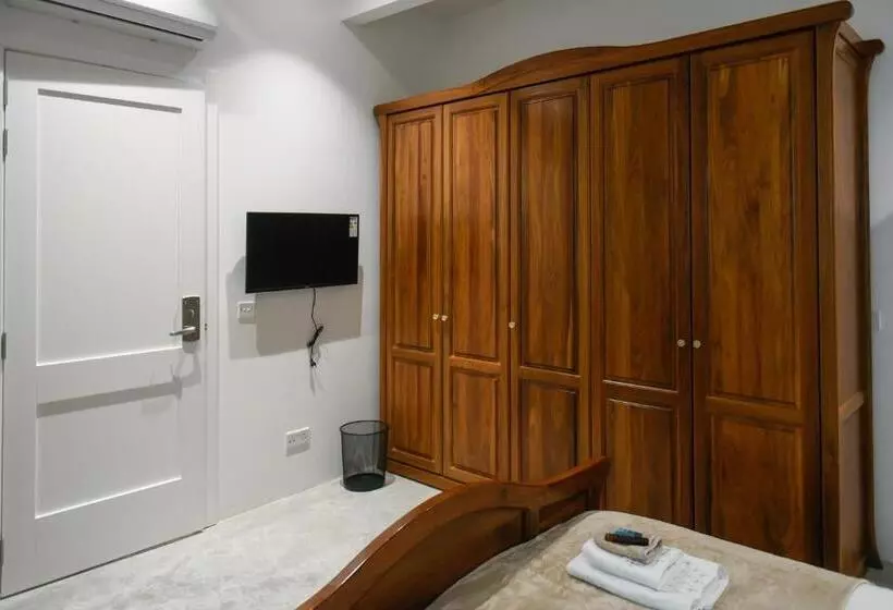 پانسیون Privilege Suite