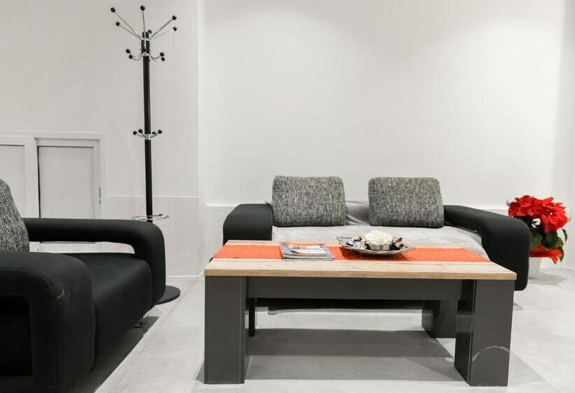 پانسیون Privilege Suite