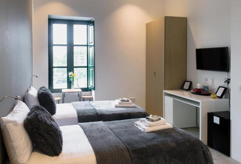 پانسیون Privilege Suite