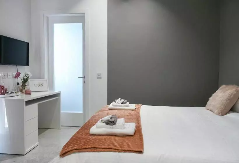 پانسیون Privilege Suite