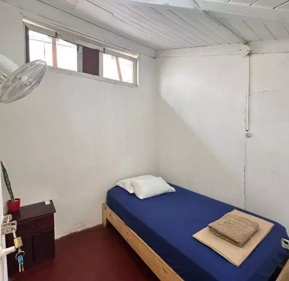 Puente Real Hostel