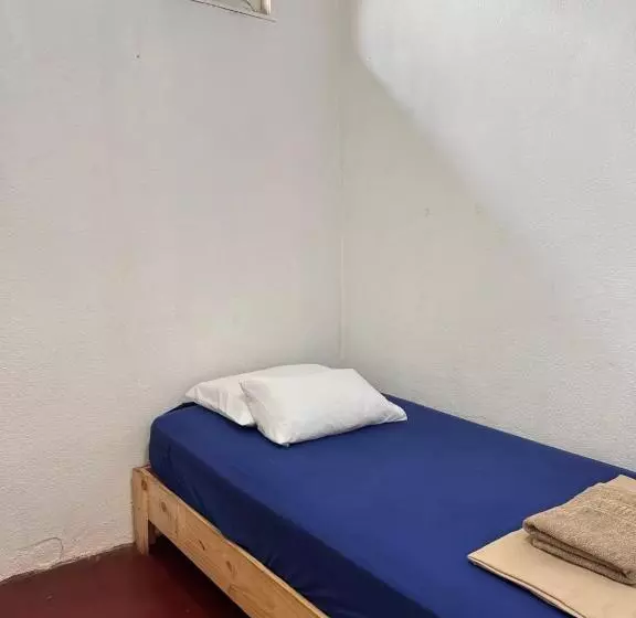 Puente Real Hostel