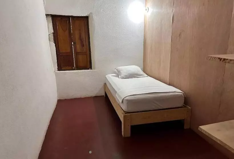Puente Real Hostel