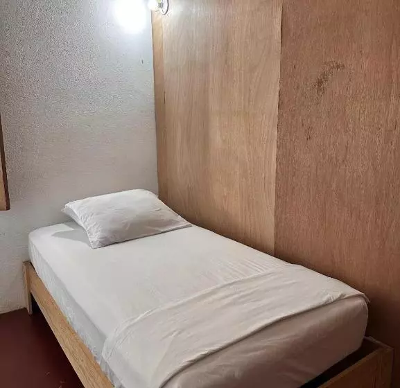 Puente Real Hostel