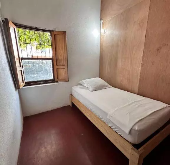 Puente Real Hostel