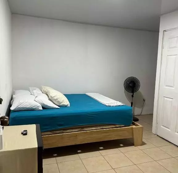 Puente Real Hostel