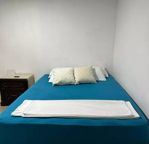 Puente Real Hostel
