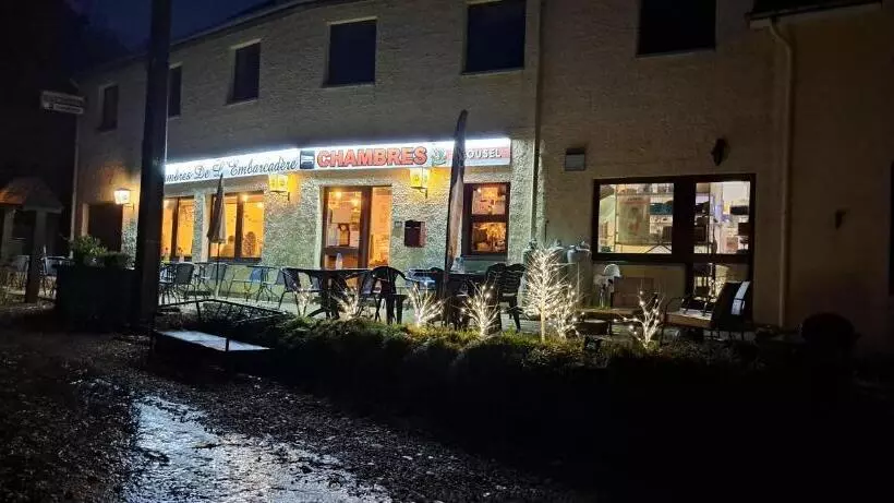 Retkeilymaja Dikke Vriend , Herberg & Taverne