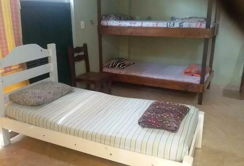 Retkeilymaja El Caleuche